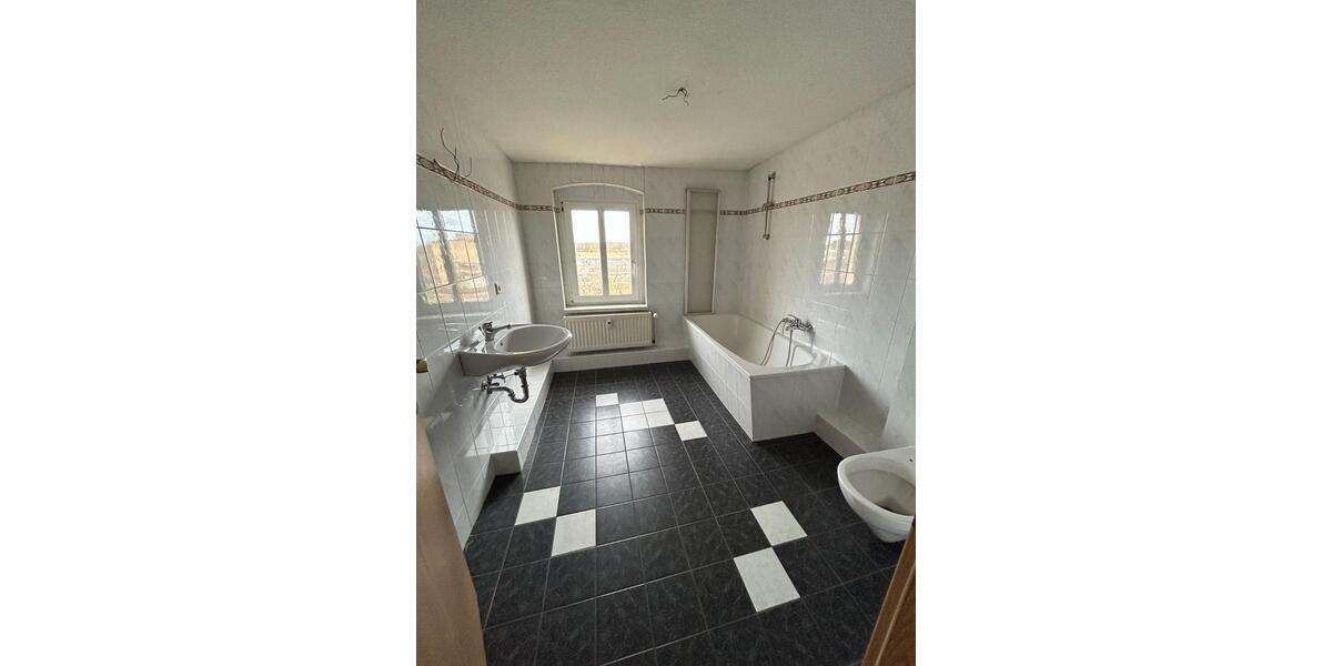 Dachgeschoßwohnung Magdeburg Beyendorf-Sohlen - 3 Zimmer, 70 m&sup2;, 350&euro; | Angebot:24354424