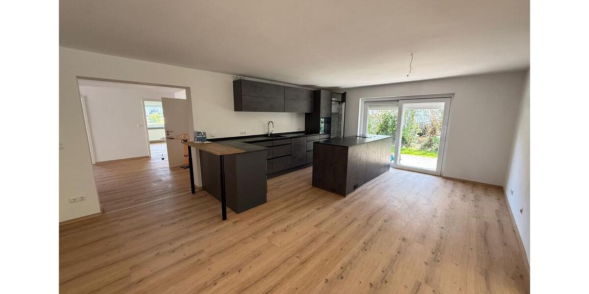 Terrassenwohnung Bayerisch Gmain - 4 Zimmer, 157 m&sup2;, 2.300&euro; | Angebot:26702056