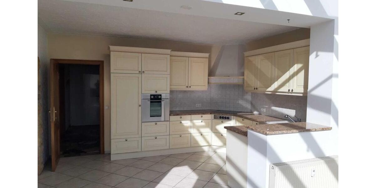 Erdgeschoßwohnung Aachen Aachen-Mitte - 2 Zimmer, 100 m&sup2;, 675&euro; | Angebot:24749925