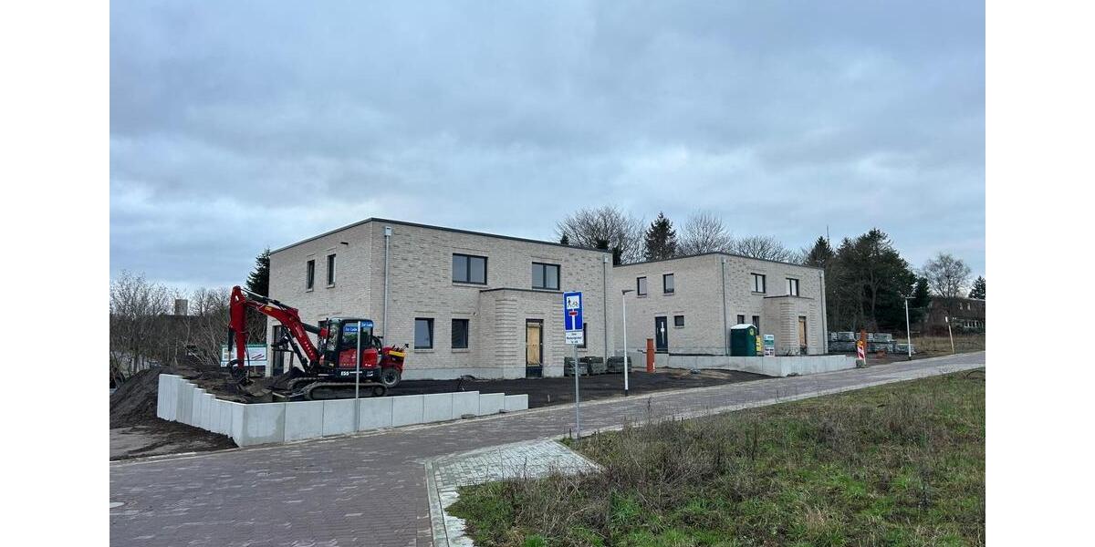 Doppelhaushälfte Schleswig - 4 Zimmer, 140 m&sup2;, 1.600&euro; | Angebot:24719718