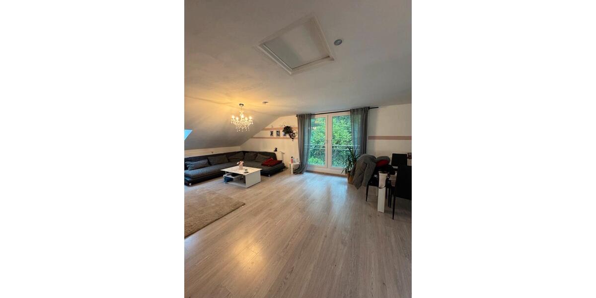 Dachgeschoßwohnung Schelklingen - 2.5 Zimmer, 80 m&sup2;, 650&euro; | Angebot:26695033