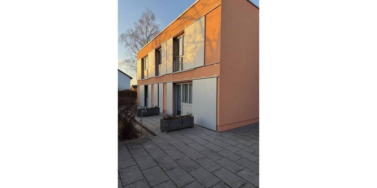 Etagenwohnung Weiden - 1 Zimmer, 69 m&sup2;, 730&euro; | Angebot:25957210