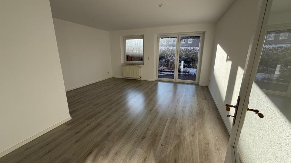 3- Zimmer EG Whg,88qm, TG,kleiner Garten,zentral Trittau 3 zimmer