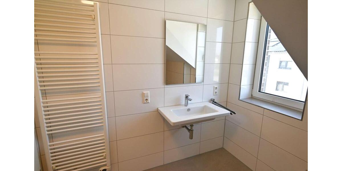 Dachgeschoßwohnung Quakenbrück - 3 Zimmer, 88 m&sup2;, 800&euro; | Angebot:26312455