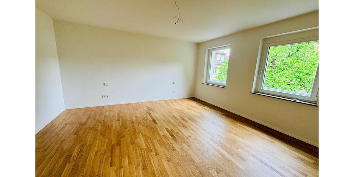 Dachgeschoßwohnung Esslingen am Neckar - 3 Zimmer, 93 m&sup2;, 1.625&euro; | Angebot:26489751