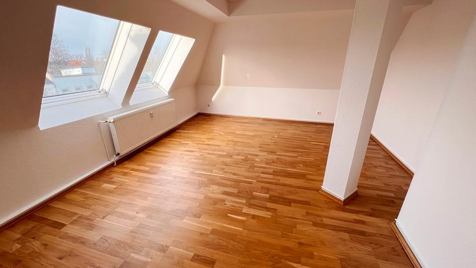 Dachgeschoßwohnung Magdeburg Nordwest - 3 Zimmer, 80 m&sup2;, 799&euro; | Angebot:26266519