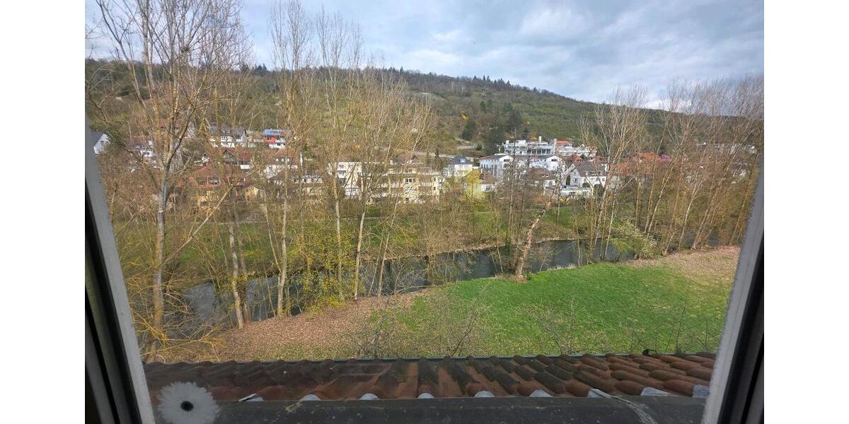 Dachgeschoßwohnung Bad Mergentheim - 2 Zimmer, 81 m&sup2;, 680&euro; | Angebot:26682460