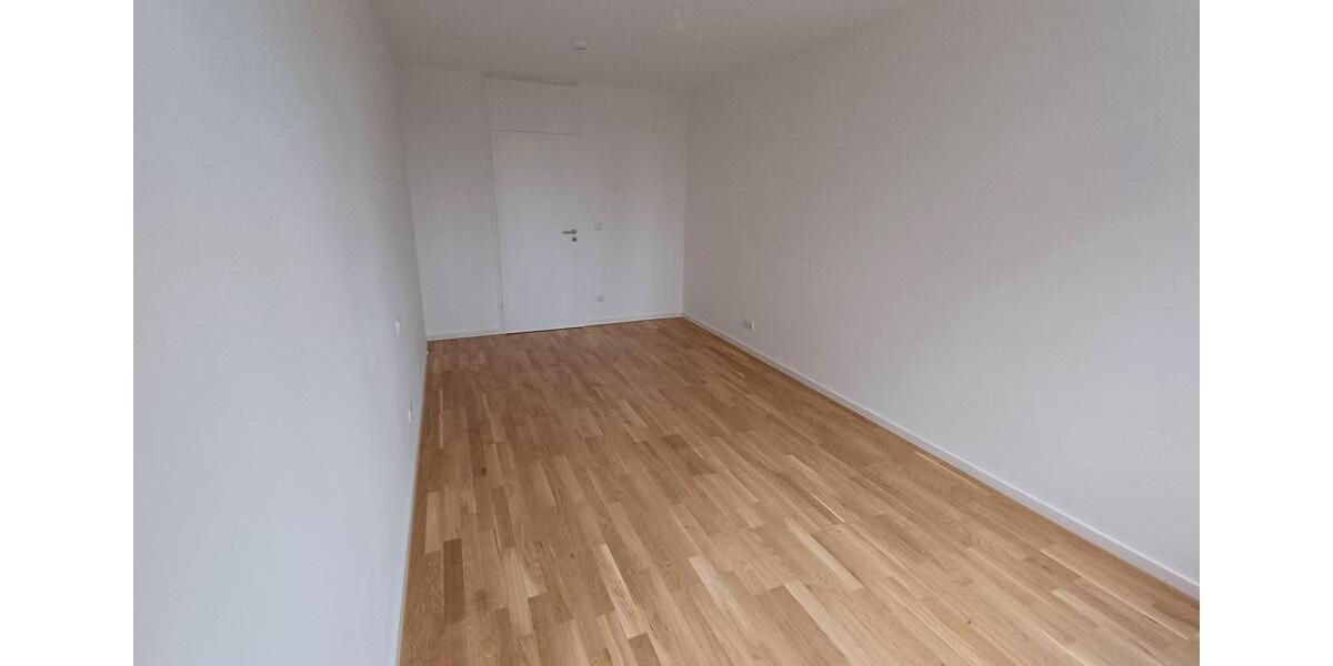 Etagenwohnung München Thalkirchen-Obersendling-Forstenried-Fürstenried-S - 4 Zimmer, 99 m&sup2;, 2.184&euro; | Angebot:26002171