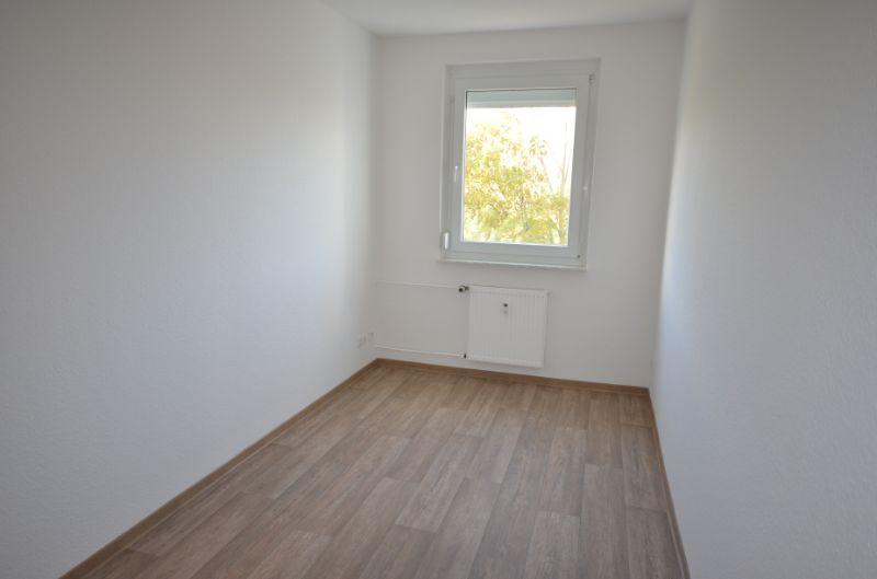Etagenwohnung Riesa Neuweida - 2 Zimmer, 39 m&sup2;, 250&euro; | Angebot:26656318