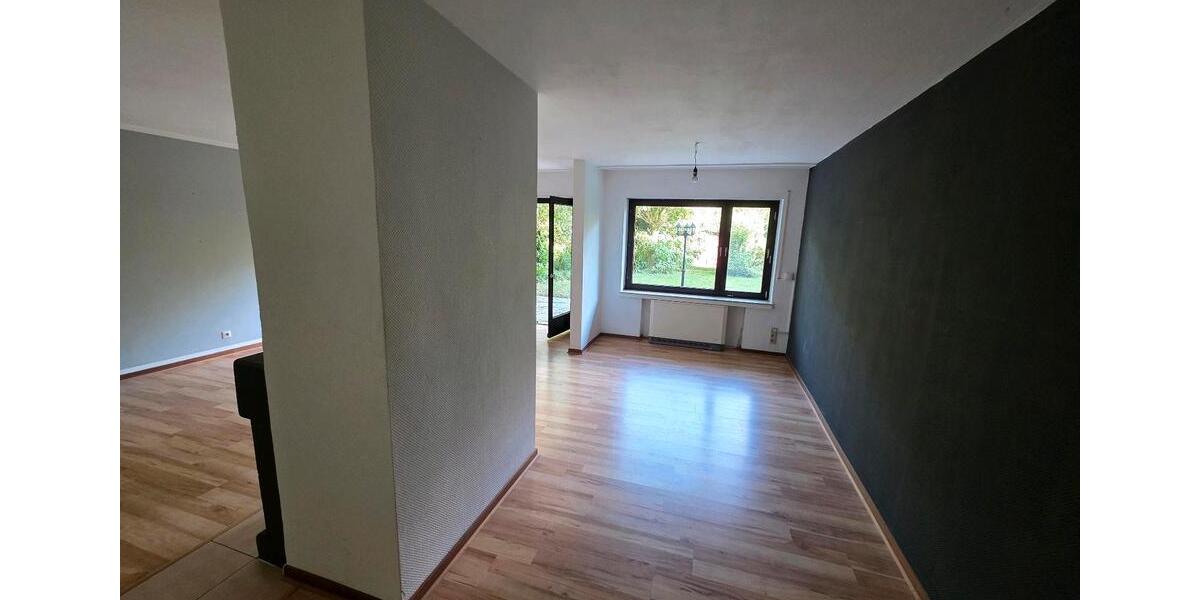 Erdgeschoßwohnung Königswinter - 3 Zimmer, 96 m&sup2;, 830&euro; | Angebot:24662299