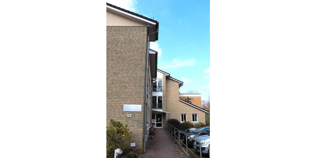 Dachgeschoßwohnung Kiel Ellerbek - 2 Zimmer, 50 m&sup2;, 748&euro; | Angebot:26050943