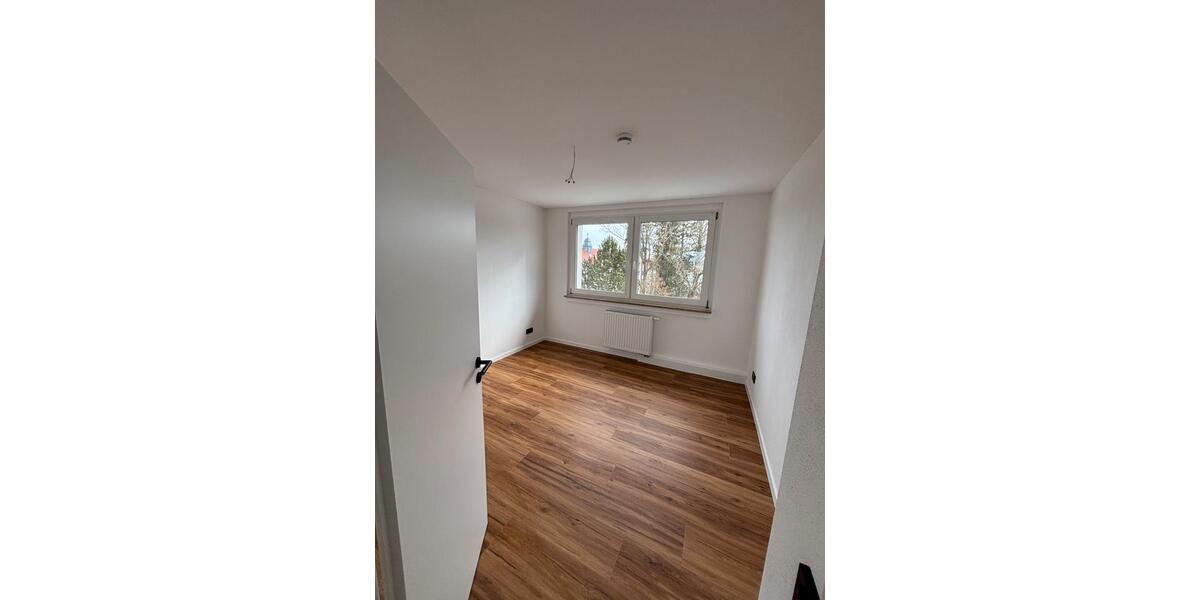 Etagenwohnung Wildenfels - 2 Zimmer, 47 m&sup2;, 399&euro; | Angebot:25903585