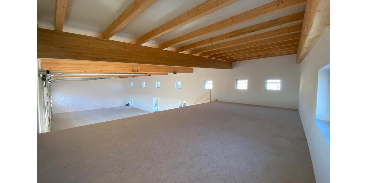 Gewerbeobjekt Hollfeld - 2.800&euro; | Angebot:24735349