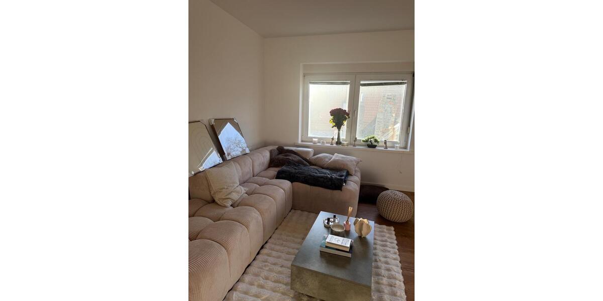 Dachgeschoßwohnung Einbeck - 2 Zimmer, 65 m&sup2;, 450&euro; | Angebot:26007343