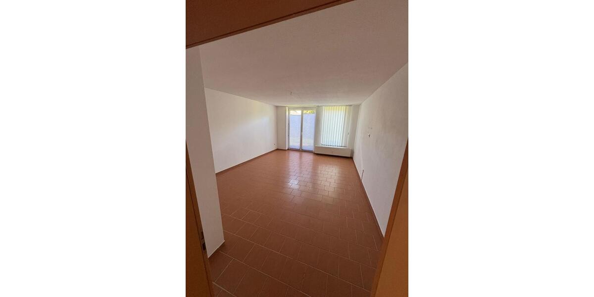 Erdgeschoßwohnung Kropp - 3 Zimmer, 65 m&sup2;, 650&euro; | Angebot:26633882