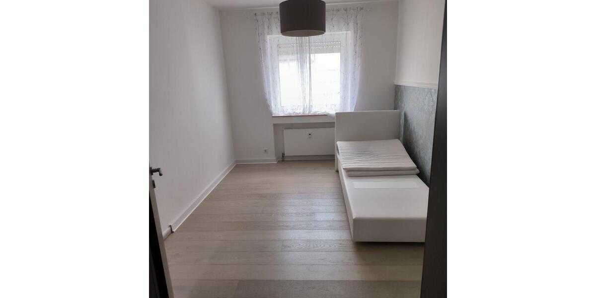Etagenwohnung Obertshausen - 3 Zimmer, 98 m&sup2;, 1.372&euro; | Angebot:25975708