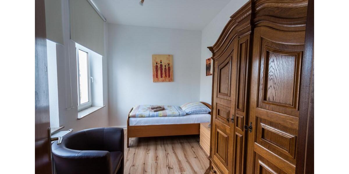 Etagenwohnung Bad Oeynhausen - 4 Zimmer, 100 m&sup2;, 1.000&euro; | Angebot:26632415