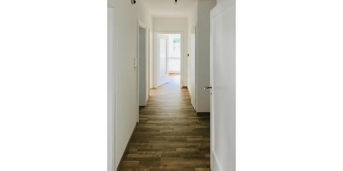 Etagenwohnung Bad Neustadt an der Saale - 3 Zimmer, 72 m&sup2;, 575&euro; | Angebot:26620622