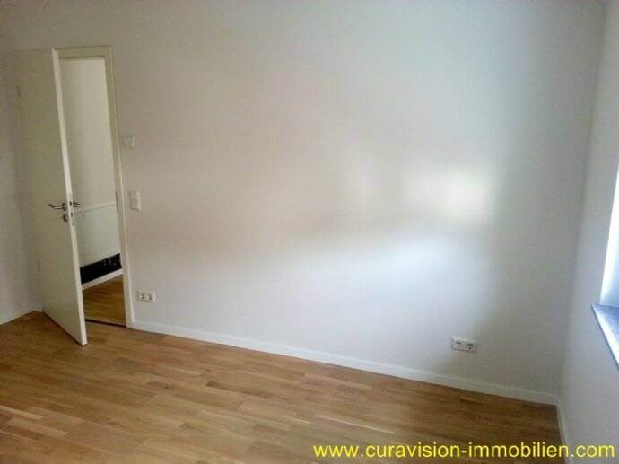 Etagenwohnung Eltville am Rhein Hattenheim - 4 Zimmer, 102 m&sup2;, 1.350&euro; | Angebot:26763494