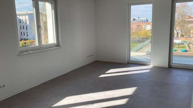 Etagenwohnung Magdeburg Buckau - 3 Zimmer, 132 m&sup2;, 1.400&euro; | Angebot:26801396