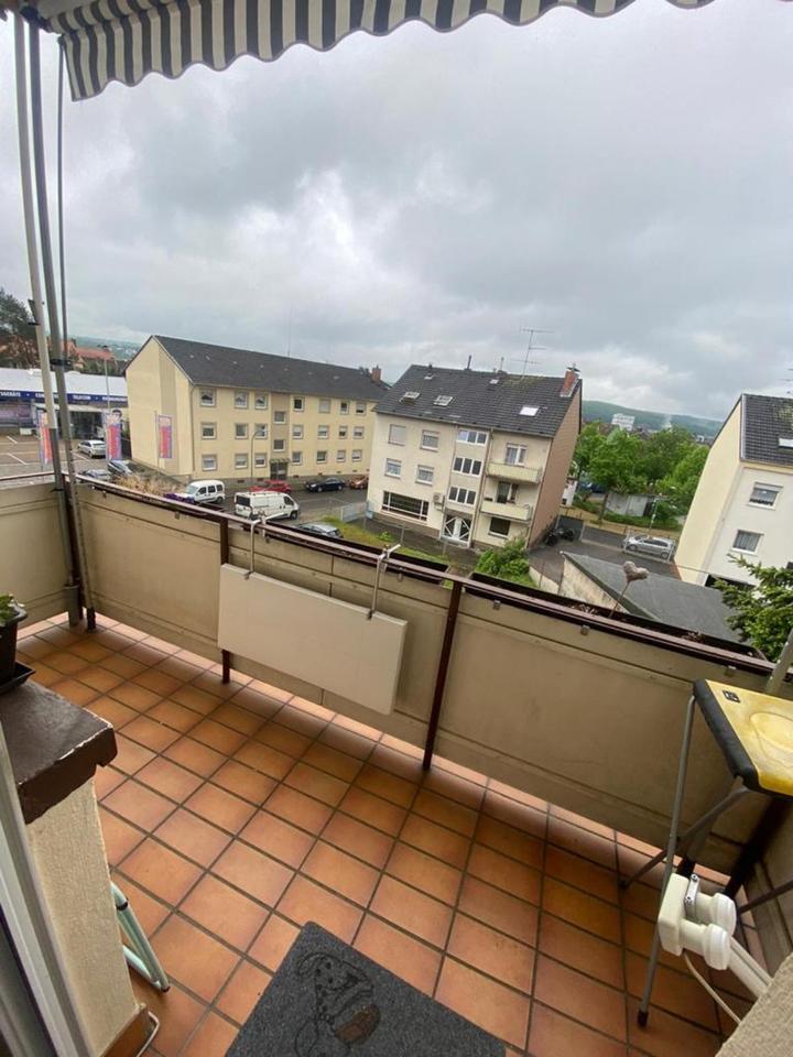 2 Zimmerwohnung mit EBK in der Lebacher Straße, Saarbrücken