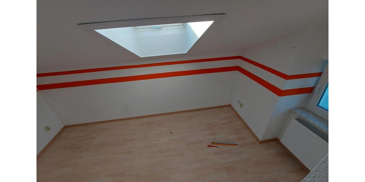 2,5-Zimmer-Dachgeschosswohnung mit Einbauküche 3 zimmer