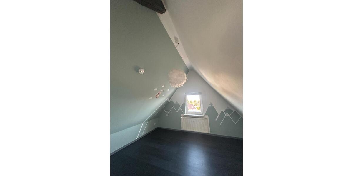 Dachgeschoßwohnung Neukieritzsch - 3 Zimmer, 71 m&sup2;, 600&euro; | Angebot:25986541