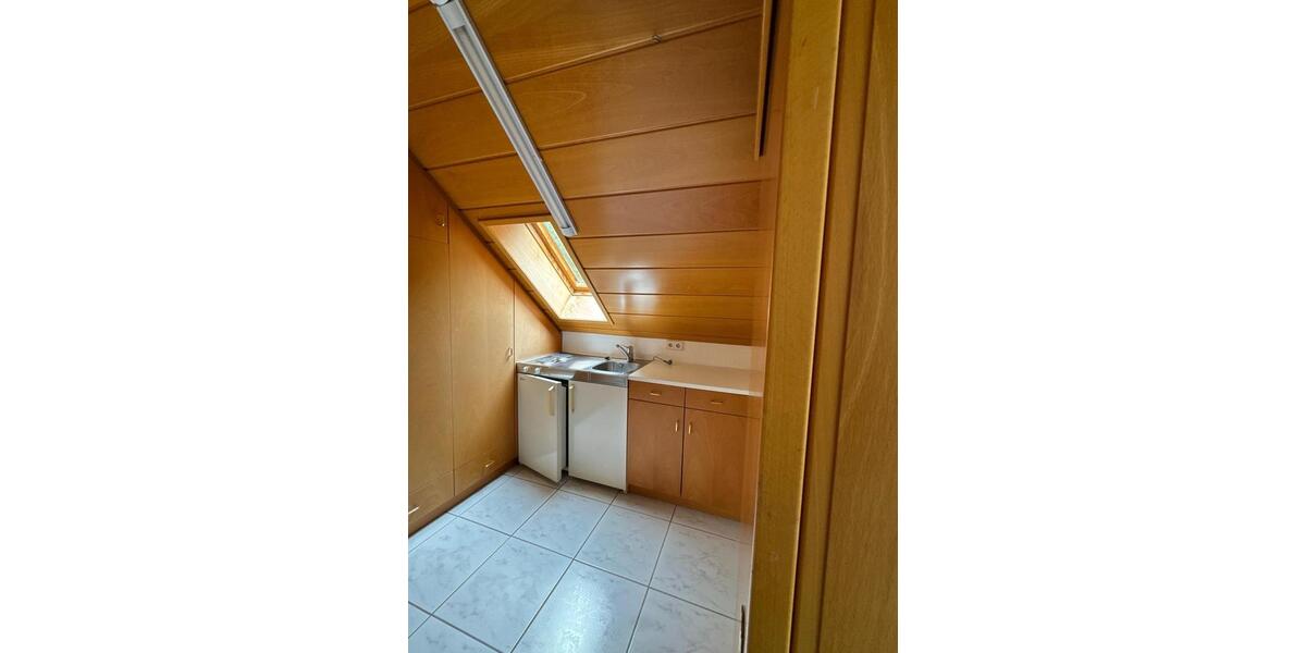 Etagenwohnung Waldfischbach-Burgalben Burgalben - 4.5 Zimmer, 190 m&sup2;, 950&euro; | Angebot:25902418