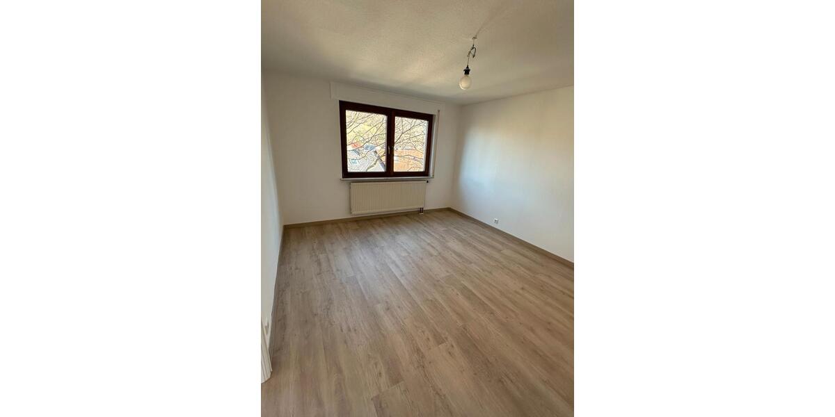 Erdgeschoßwohnung Loffenau - 4 Zimmer, 90 m&sup2;, 970&euro; | Angebot:26004492