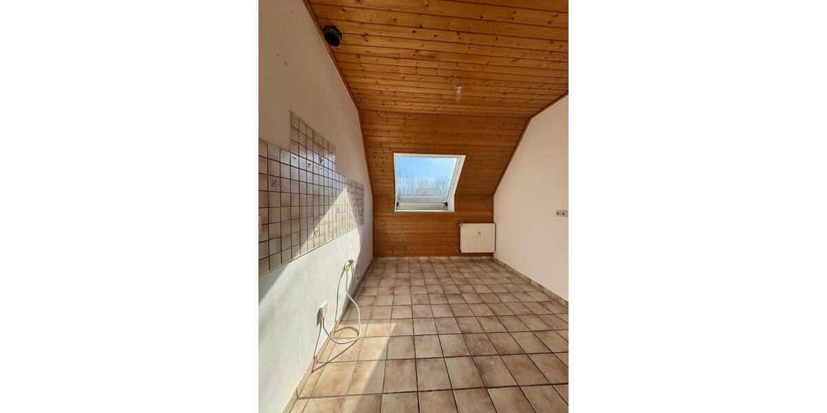 Dachgeschoßwohnung Lippetal - 2 Zimmer, 73 m&sup2;, 690&euro; | Angebot:25416039