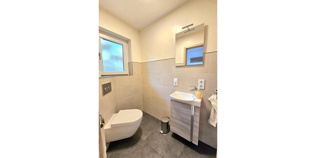 Mehrfamilienhaus, Wohnhaus Bad Soden-Salmünster Salmünster - 7.5 Zimmer, 310 m&sup2;, 2.490&euro; | Angebot:26508540