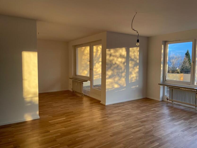 Stilvolle 3,5 Zimmer Wohnung mit Terrasse in bester Aussichtslage in GP