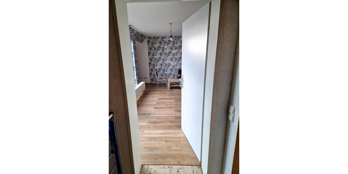 Maisonettenwohnung Mönchengladbach Süd - 3 Zimmer, 80 m&sup2;, 1.300&euro; | Angebot:26127002