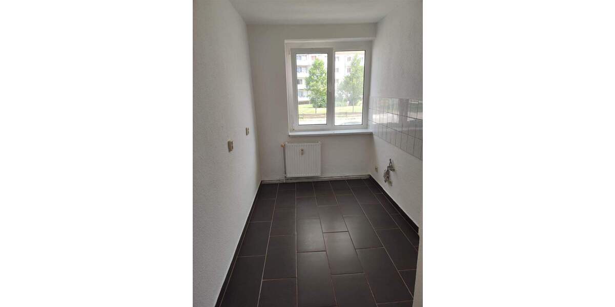 Etagenwohnung Burg - 4 Zimmer, 69 m&sup2;, 335&euro; | Angebot:25699653