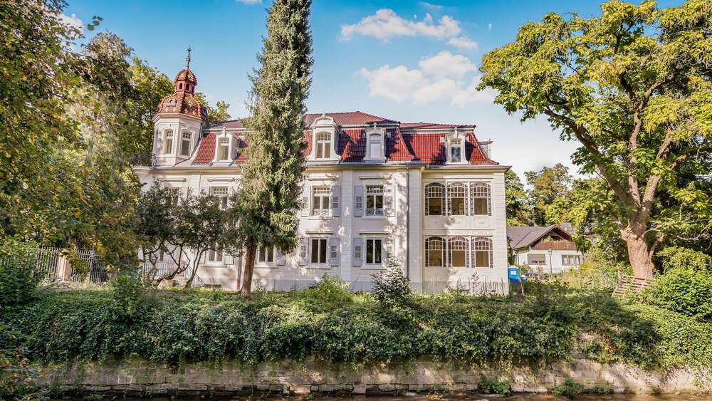 Etagenwohnung Baden-Baden Baden - 4 Zimmer, 181 m&sup2;, 3.200&euro; | Angebot:25998531