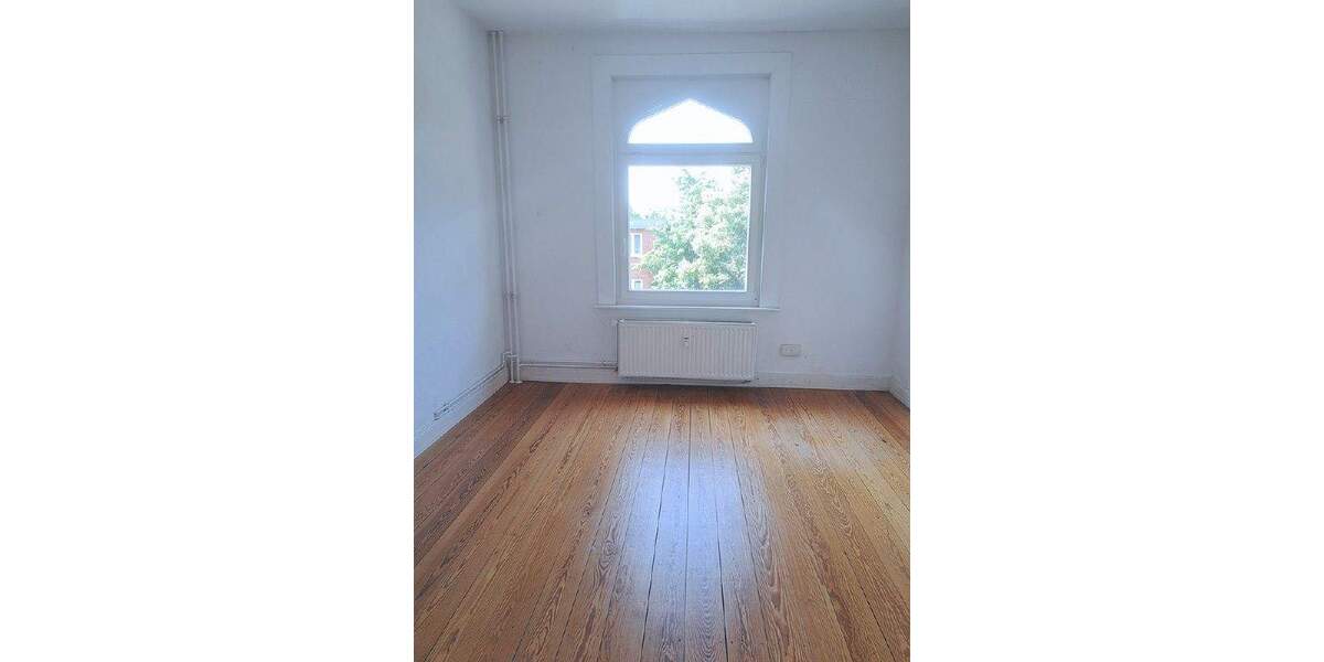 Altbauwohnung nahe dem Sachsentor! 2 zimmer