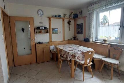 Wohnung Burgheim - 3 Zimmer, 104 m&sup2;, 850&euro; | Angebot:25648893