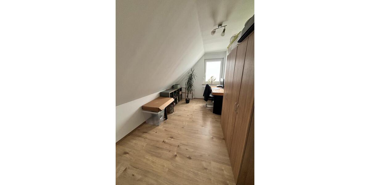 Etagenwohnung Spenge - 3 Zimmer, 80 m&sup2;, 800&euro; | Angebot:25047319
