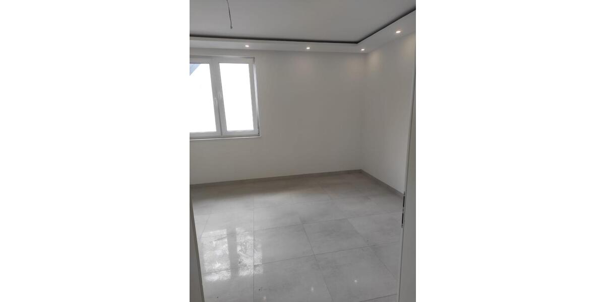 Neubauwohnung im Zweifamilienhaus in Brechtener Heide 4.5 zimmer