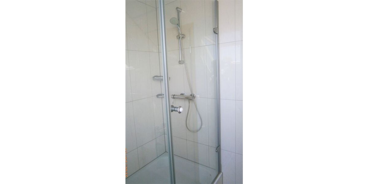 LUXUSPUR 5 Zi. DG 112m² + UG 17m² Büro-Hobbyraum an max. 3 Pers. zum 1.7.26 - Dachgeschoßwohnung Lorch | Angebot:26227932