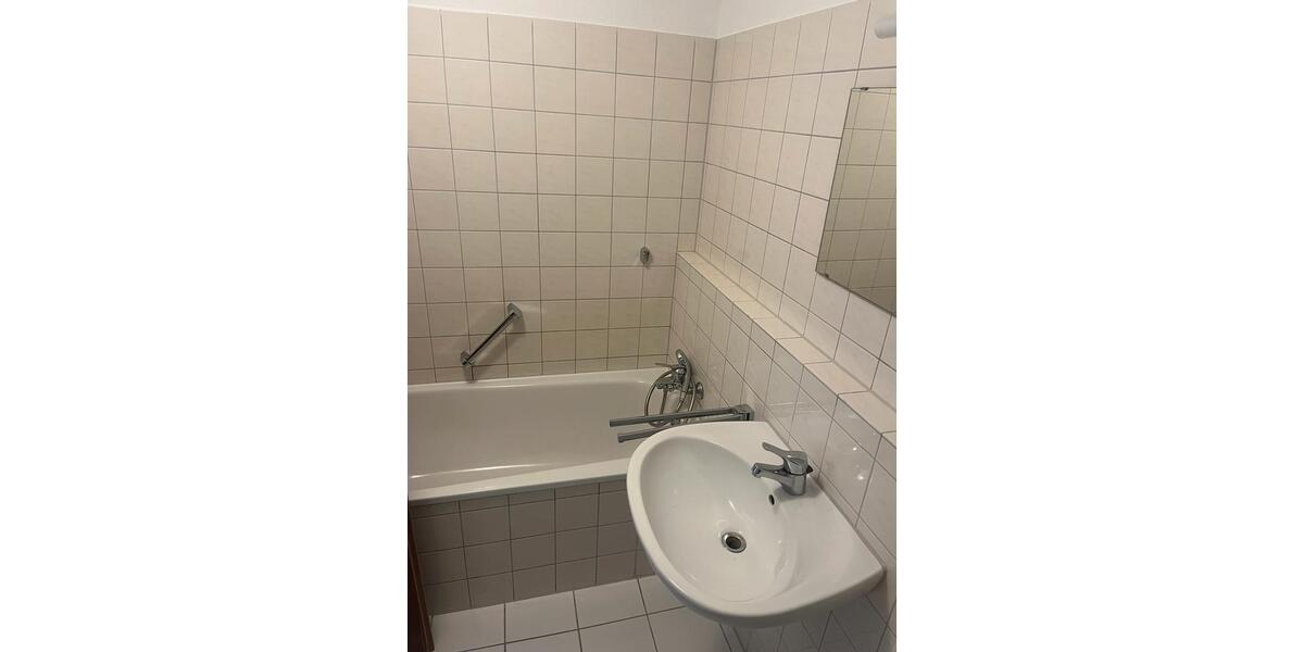 Etagenwohnung Überlingen - 4 Zimmer, 78 m&sup2;, 1.400&euro; | Angebot:24690441