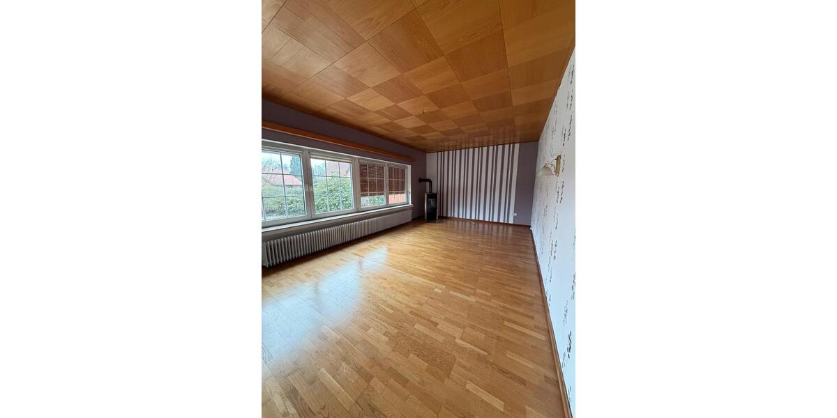 Erdgeschoßwohnung Neustadt am Rübenberge - 5 Zimmer, 185 m&sup2;, 1.565&euro; | Angebot:26041142