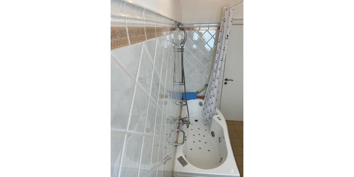 Wohnen auf Zeit Lübeck Sankt Gertrud - 50 Zimmer, 140 m&sup2;, 129&euro; | Angebot:26050412