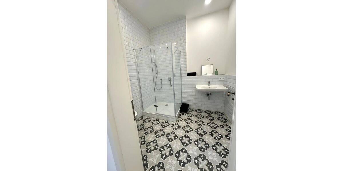 Etagenwohnung Wiesbaden Nordost - 4 Zimmer, 155 m&sup2;, 2.690&euro; | Angebot:26841296