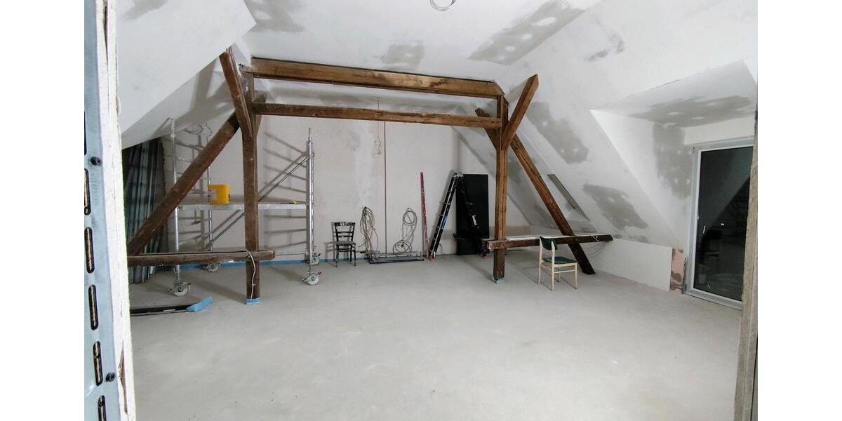 Dachgeschoßwohnung Halberstadt - 4 Zimmer, 100 m&sup2;, 800&euro; | Angebot:24778501