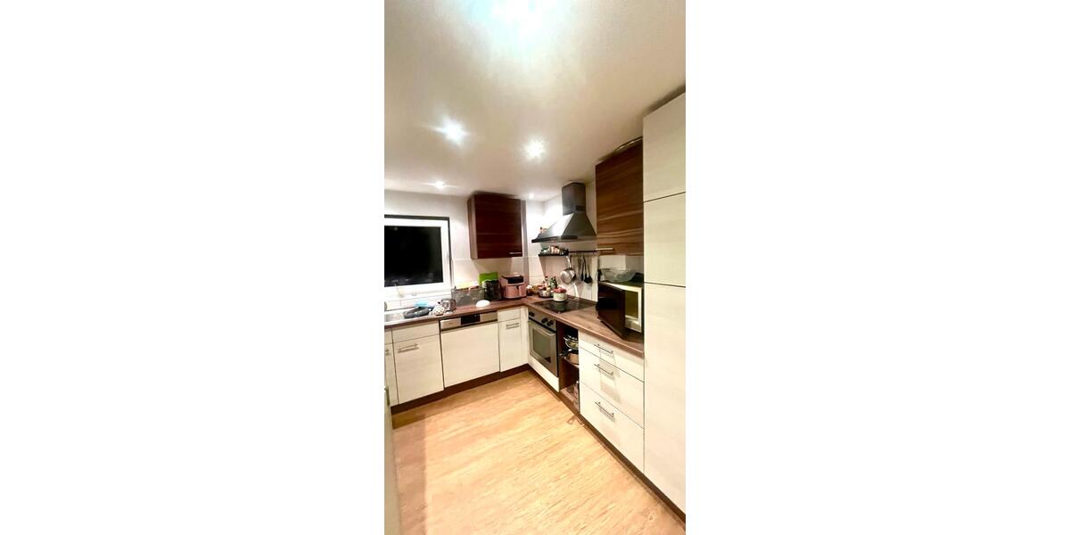 Wohnen auf Zeit Karlsruhe Neureut - 11 Zimmer, 100 m&sup2;, 430&euro; | Angebot:26527612