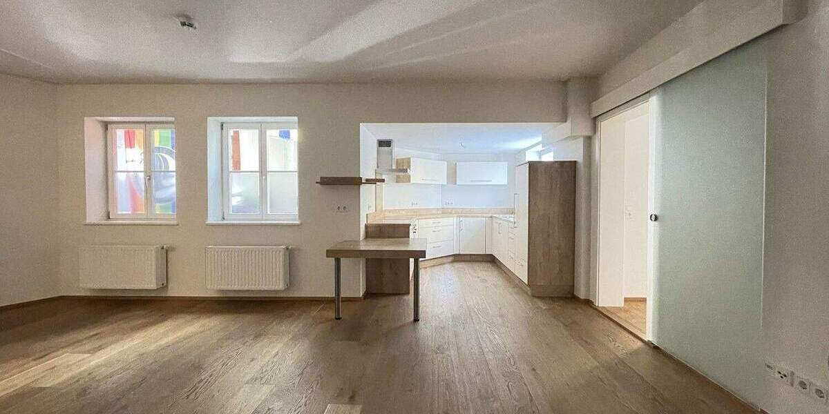 Etagenwohnung Nördlingen - 3 Zimmer, 92 m&sup2;, 1.060&euro; | Angebot:24696958
