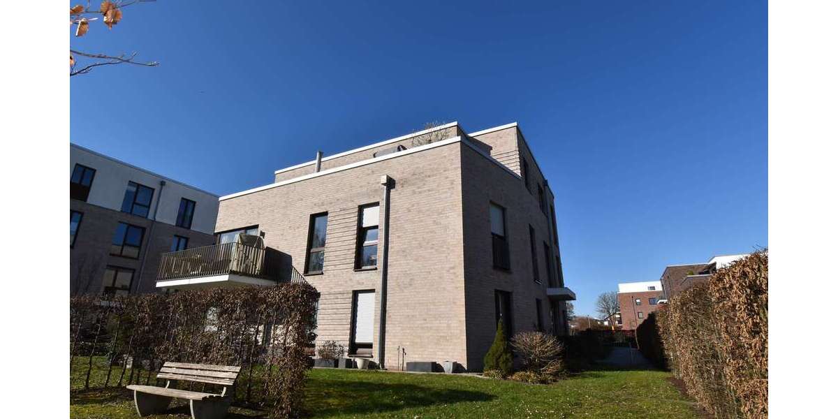 Etagenwohnung Wedel - 4 Zimmer, 131 m&sup2;, 2.240&euro; | Angebot:25811233