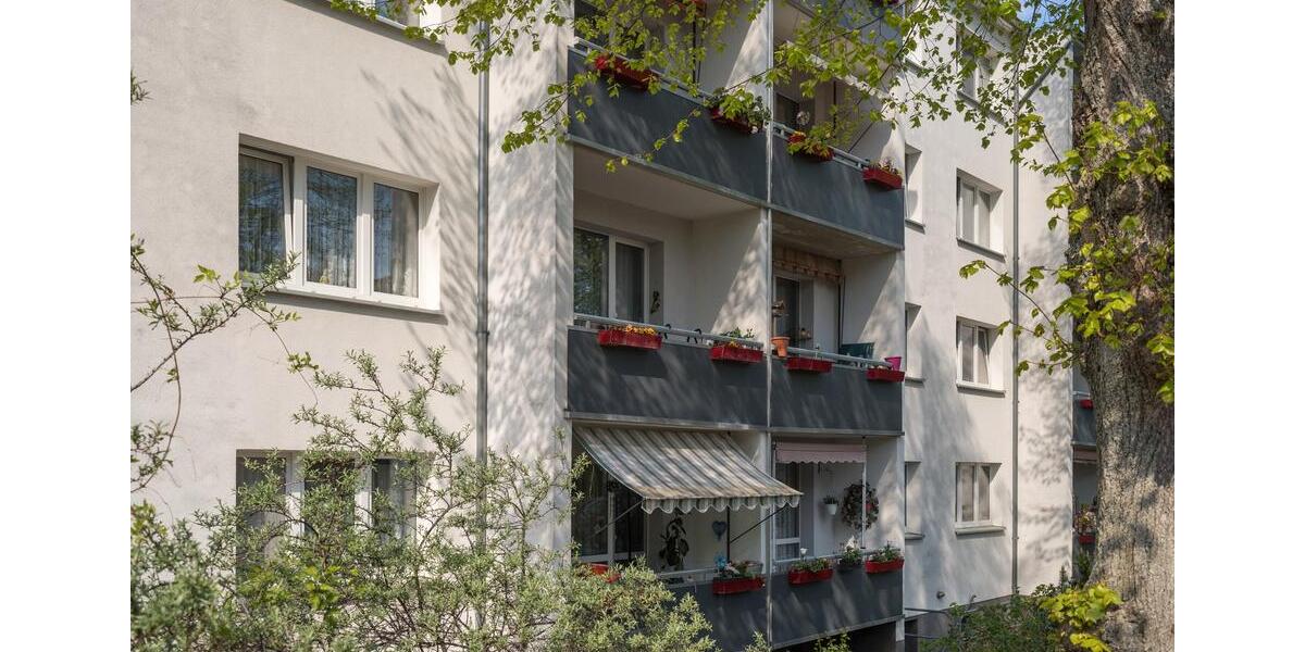 Etagenwohnung Naumburg (Saale) - 2 Zimmer, 48 m&sup2;, 362&euro; | Angebot:25714317