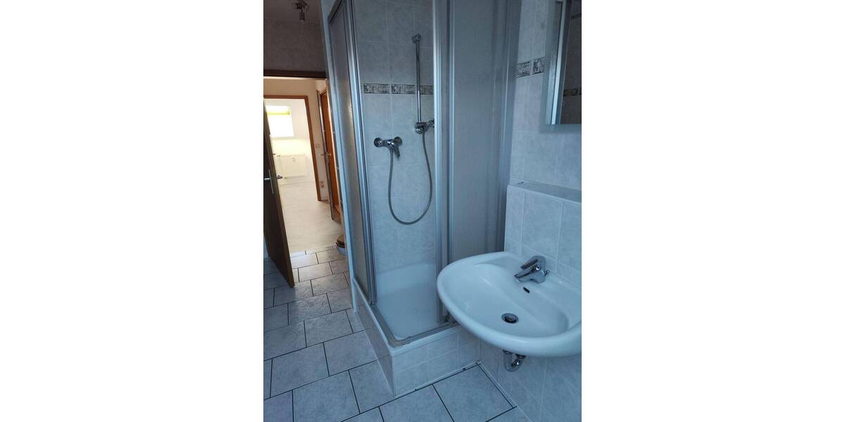 Zimmer Sandersdorf-Brehna Brehna - 2 Zimmer, 46 m&sup2;, 322&euro; | Angebot:26065308